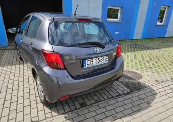 Toyota Yaris cena 45400 przebieg: 58200, rok produkcji 2015 z Bydgoszcz małe 67